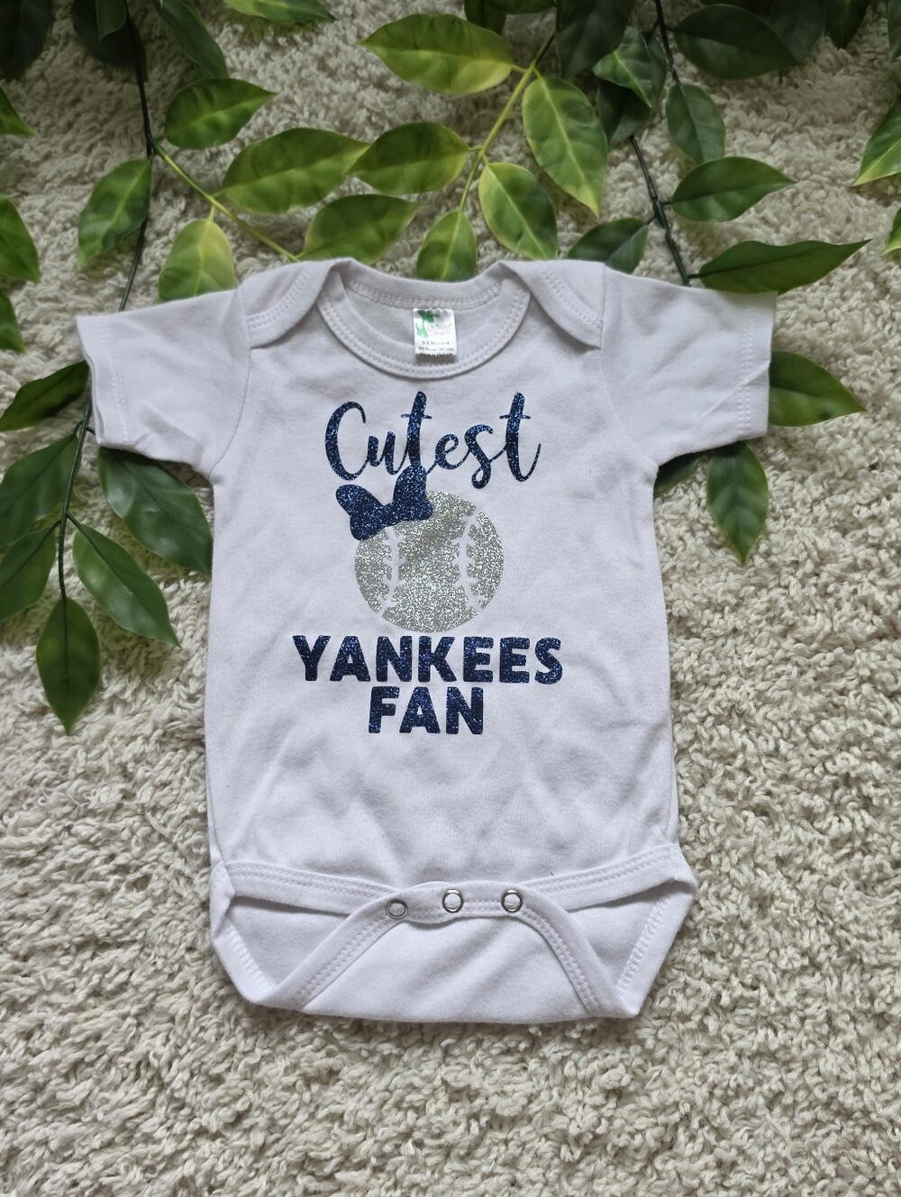 Baby Girl 'Yankees Fan' Onesie (0-3 Months)